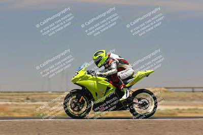 media/Jul-22-2022-TrackDaz (Fri) [[ca4971259a]]/Group B/130pm (Wheelie Bump)/